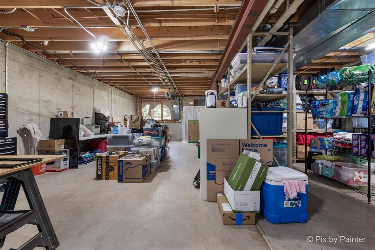 26W036 Klein Creek Drive