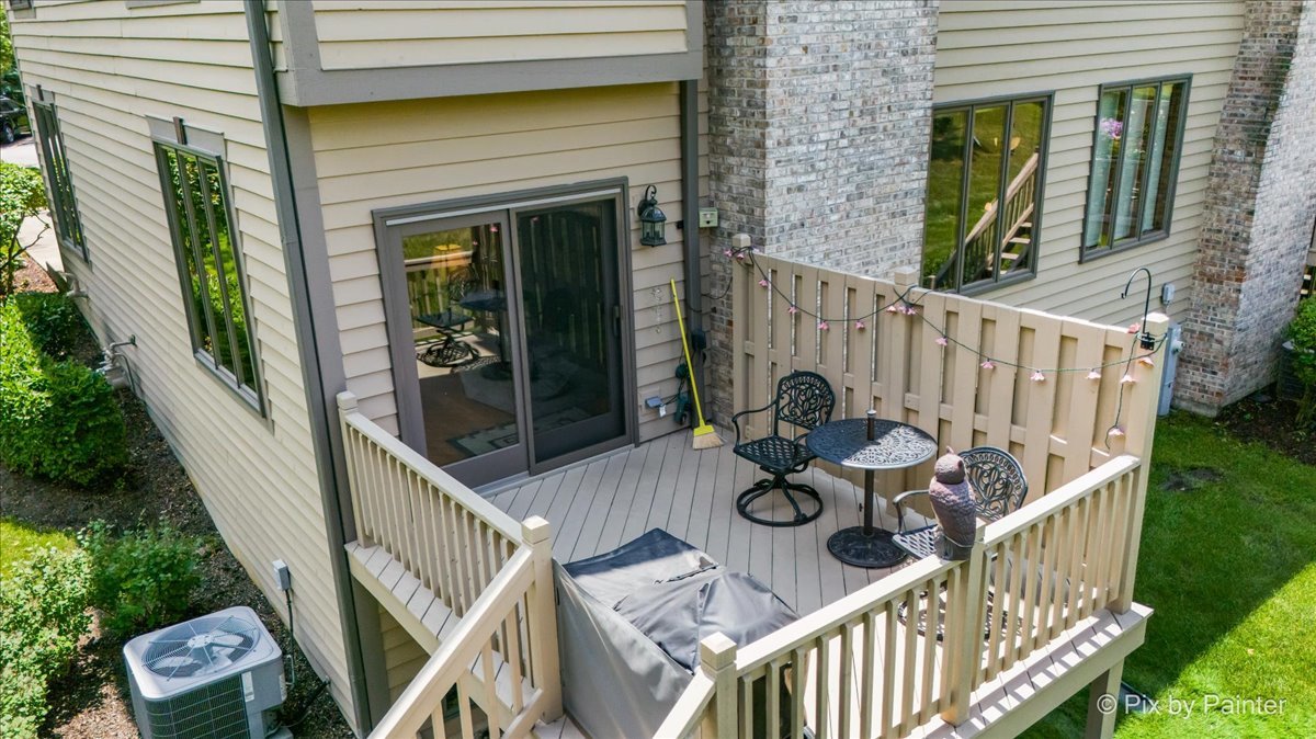 26W036 Klein Creek Drive