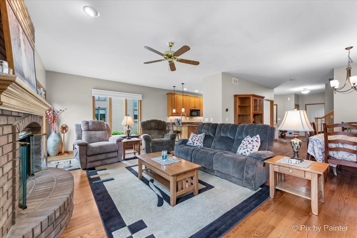 26W036 Klein Creek Drive