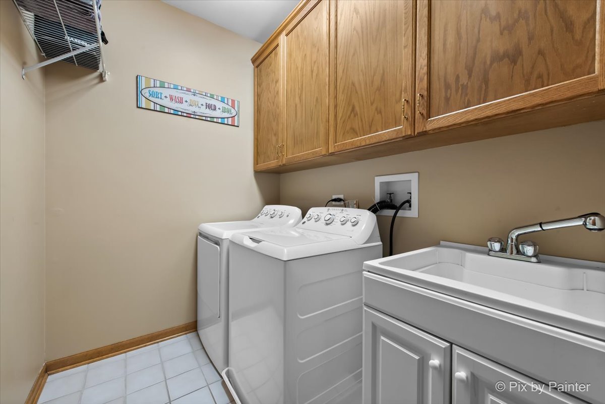 26W036 Klein Creek Drive