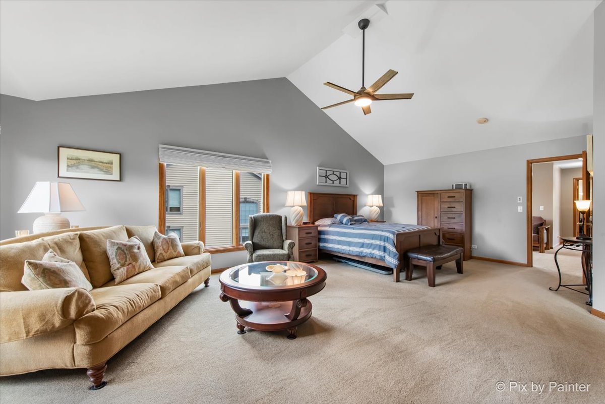 26W036 Klein Creek Drive