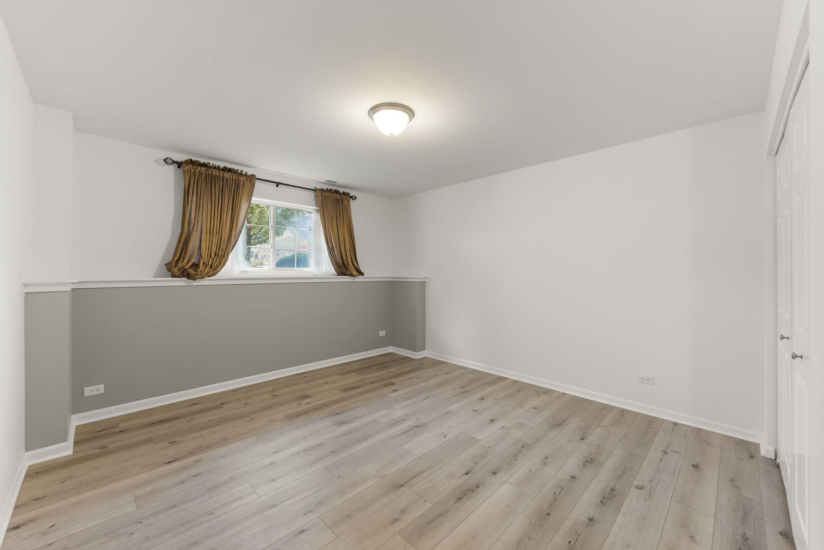 28W068 Shelburne Farms Drive