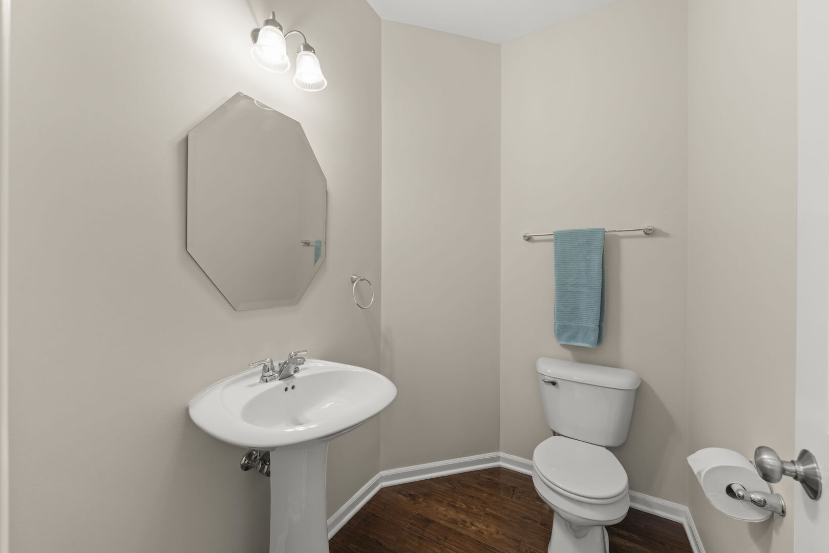 28W068 Shelburne Farms Drive