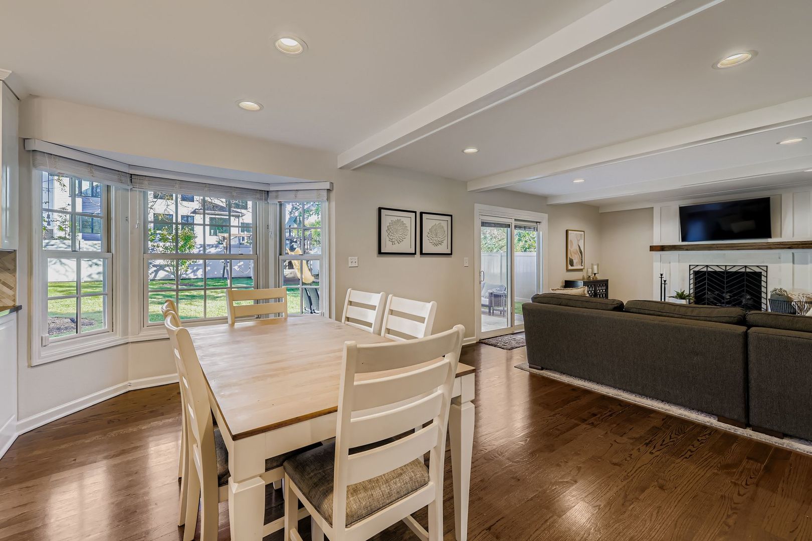 2S481 White Birch Lane