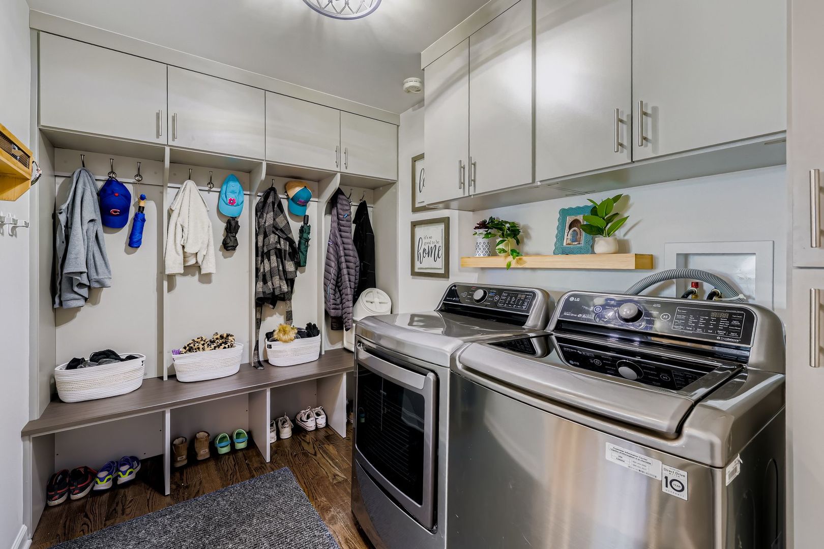 2S481 White Birch Lane