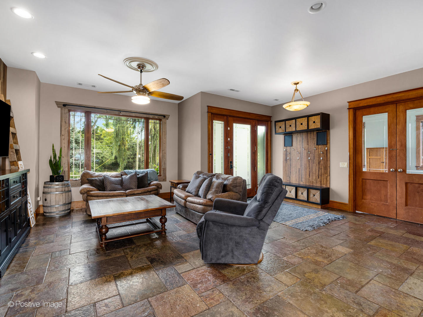 4218 Florence Avenue