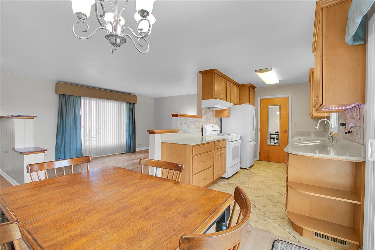 426 Thunderbird Trail