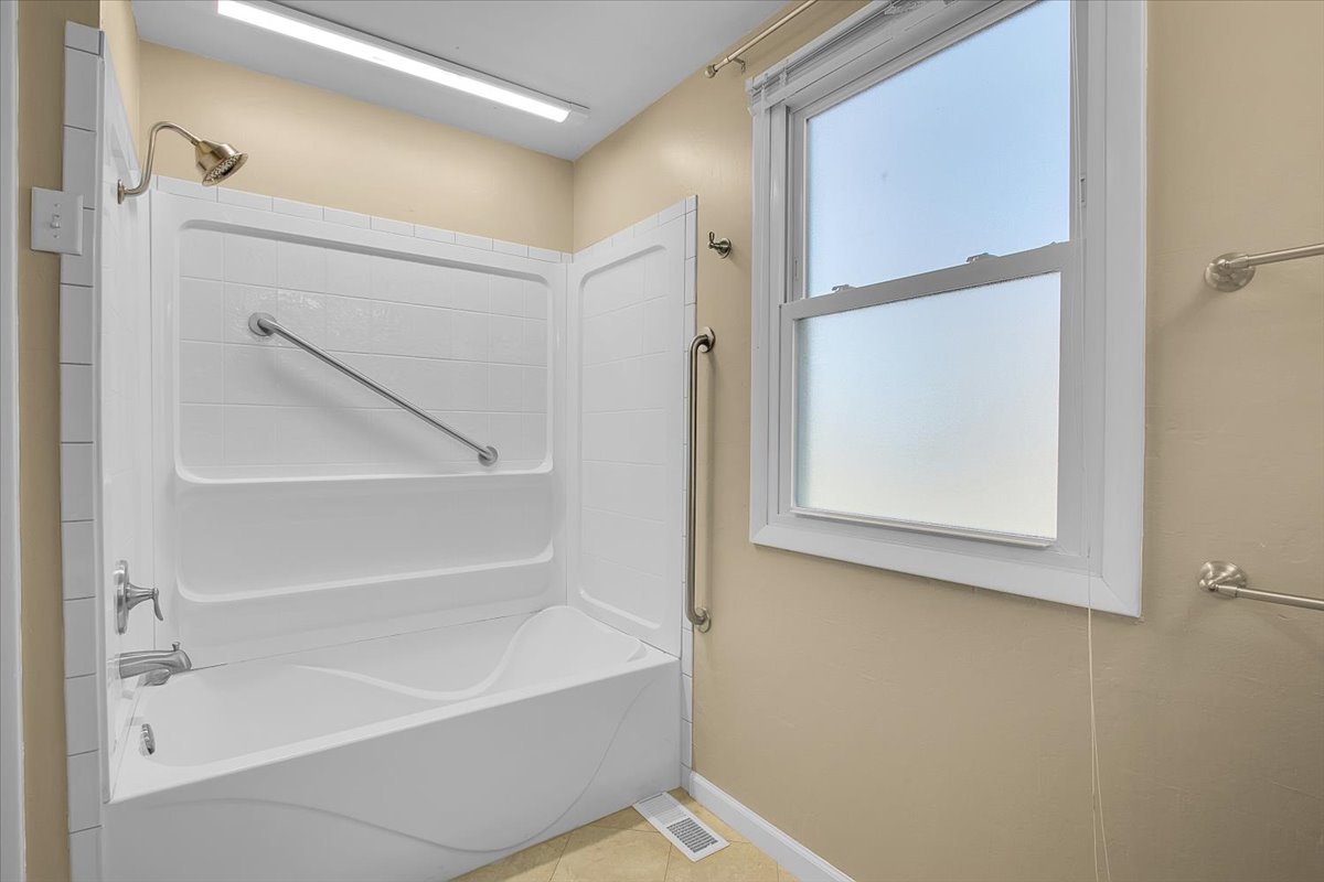 426 Thunderbird Trail