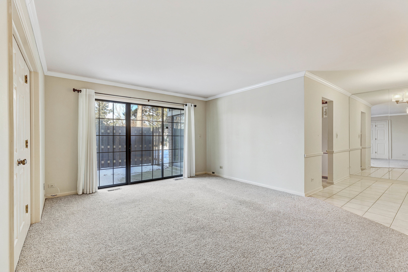 1675 Grosvenor Circle Unit: A