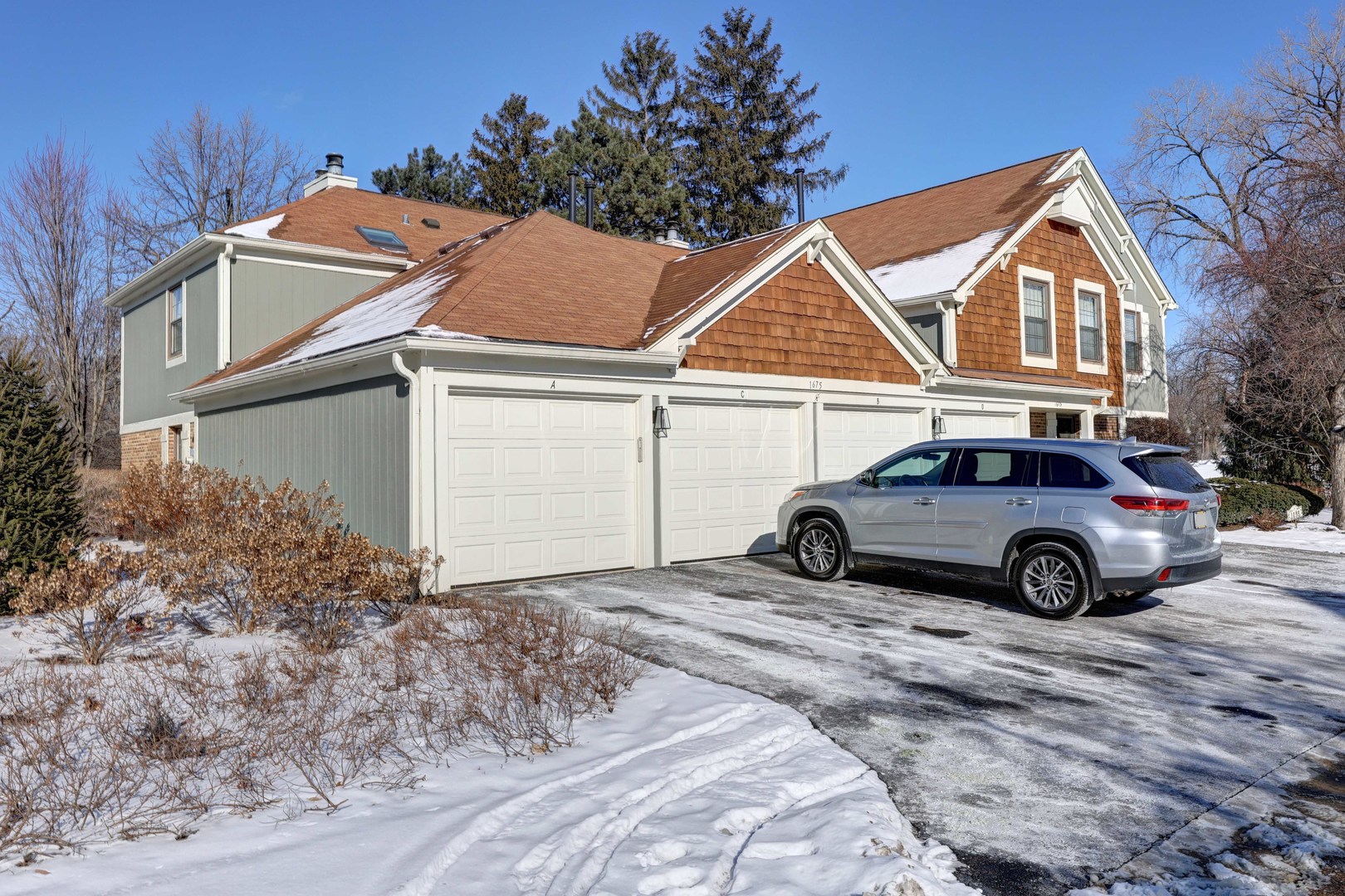 1675 Grosvenor Circle Unit: A