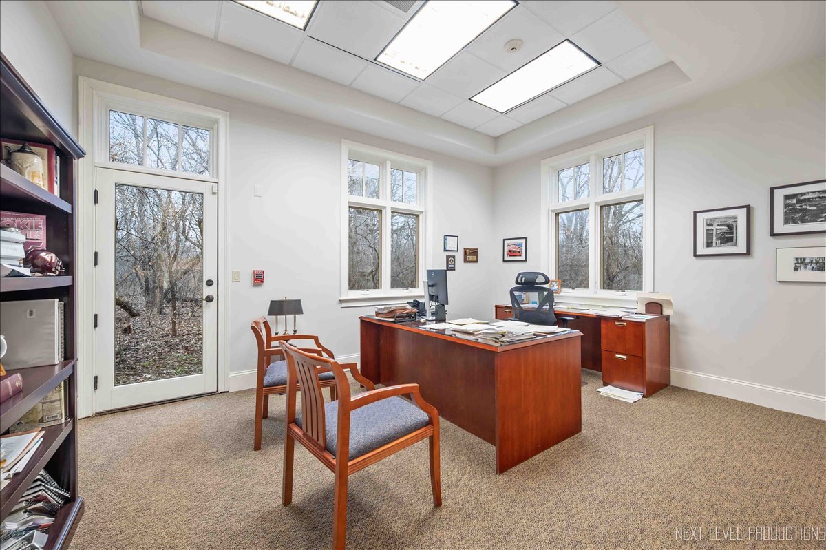 400 Knoll Street Unit: C