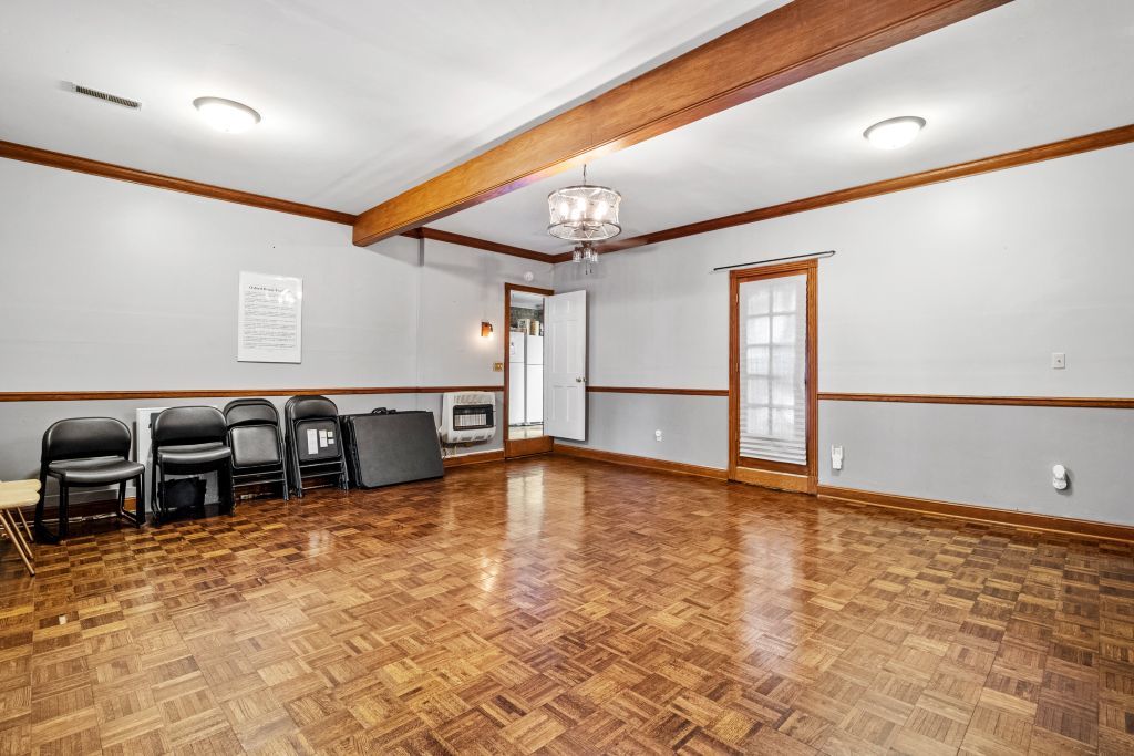 13 Briarcliffe Drive