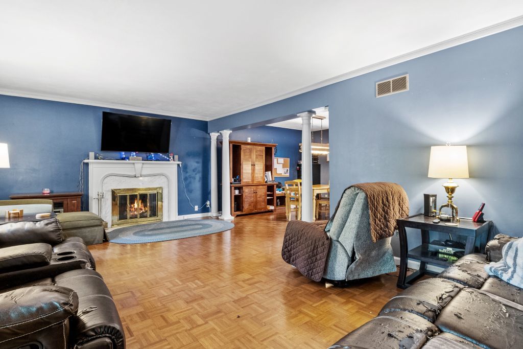 13 Briarcliffe Drive