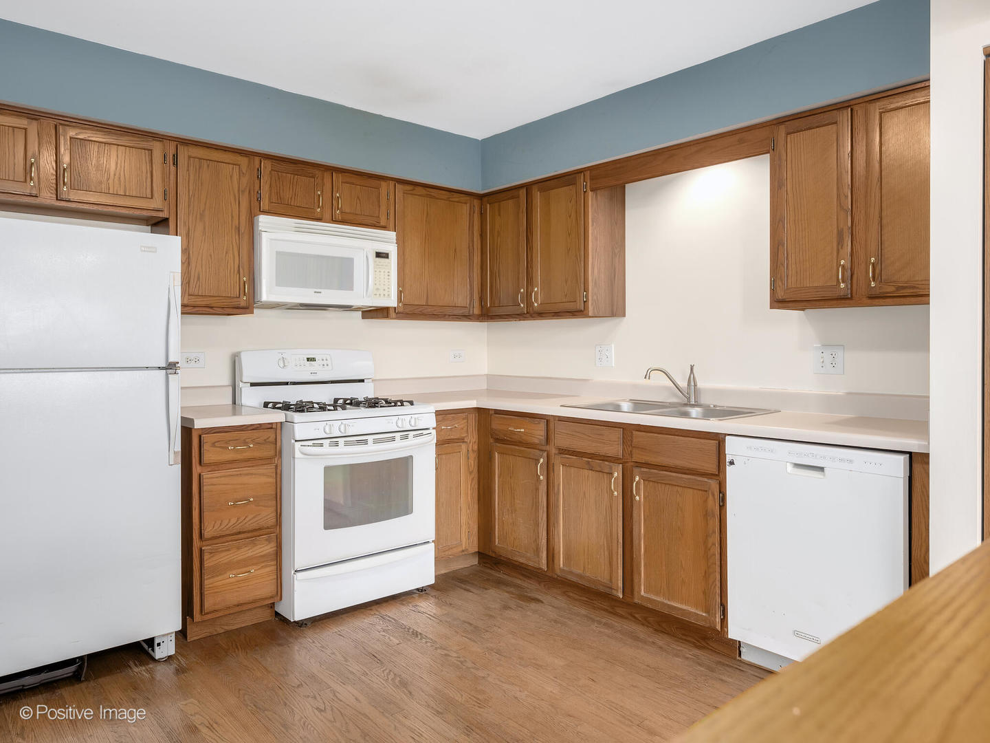 30W003 WILLOW Court Unit: 003