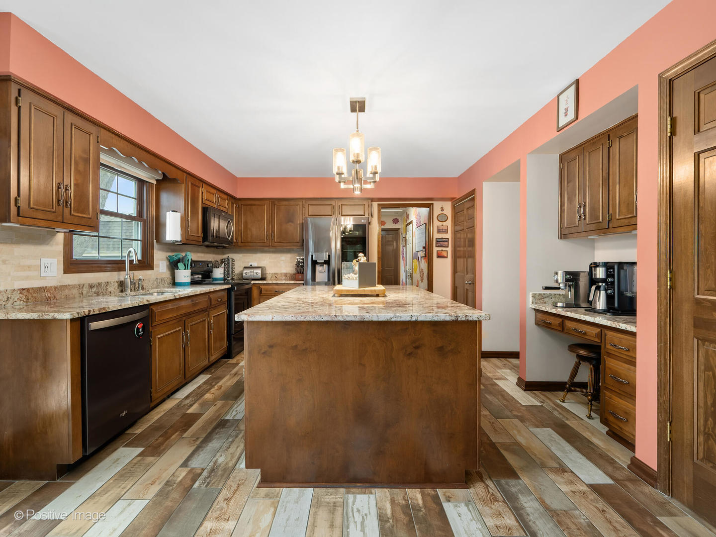 9S321 Chandelle Drive