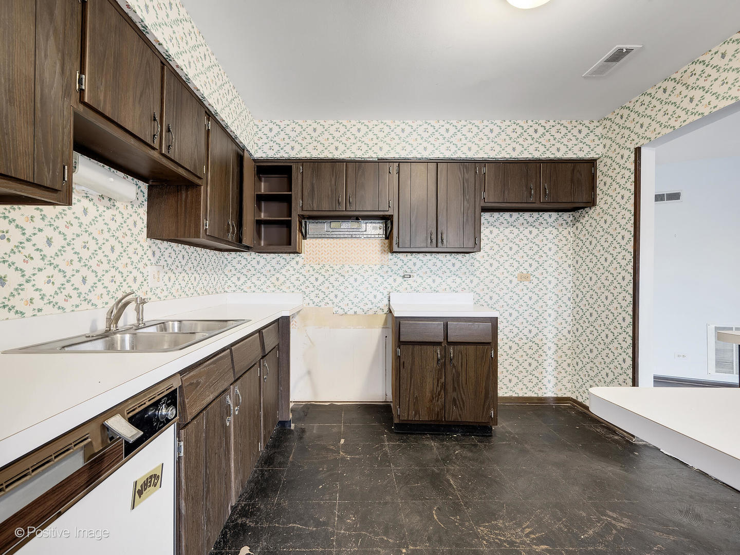 1705 Lakecliffe Drive Unit: D