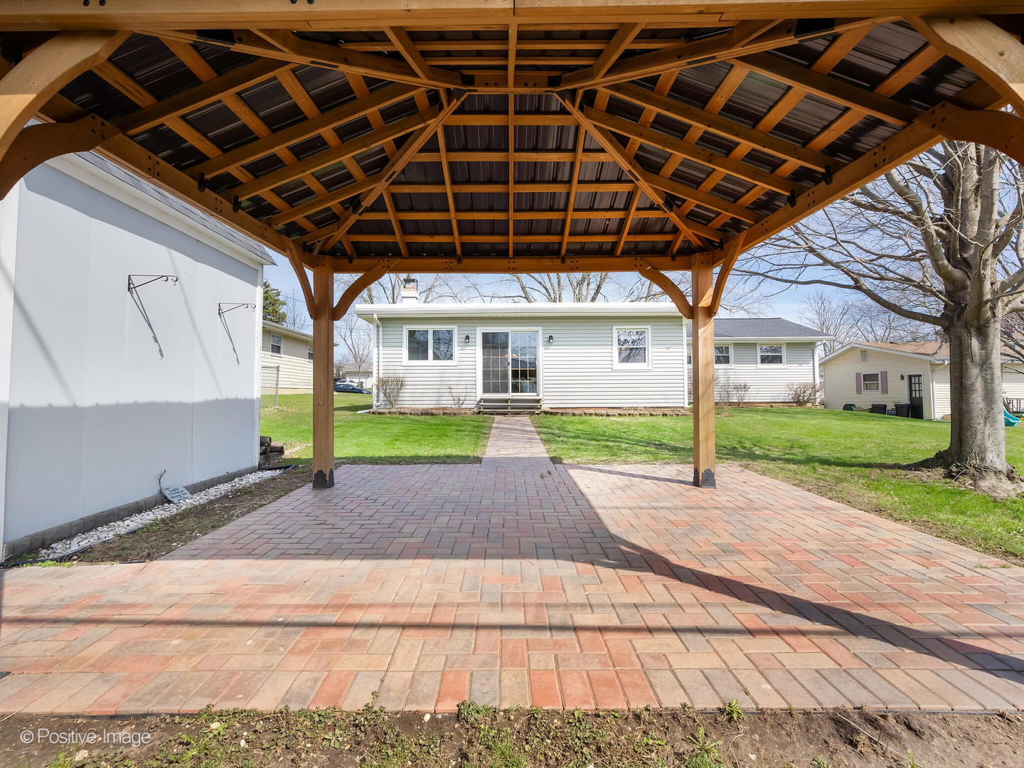 390 Arrowhead Trail