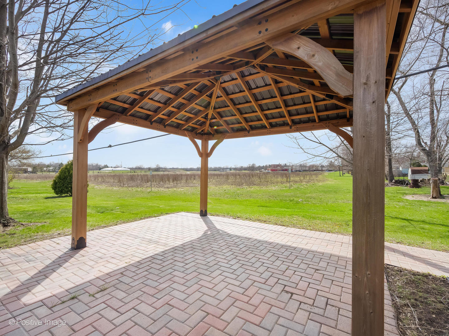 390 Arrowhead Trail