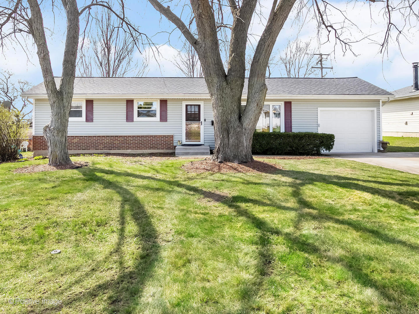 390 Arrowhead Trail