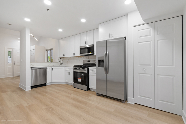 372 Windsong Court Unit: 0