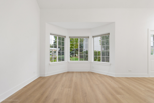 372 Windsong Court Unit: 0