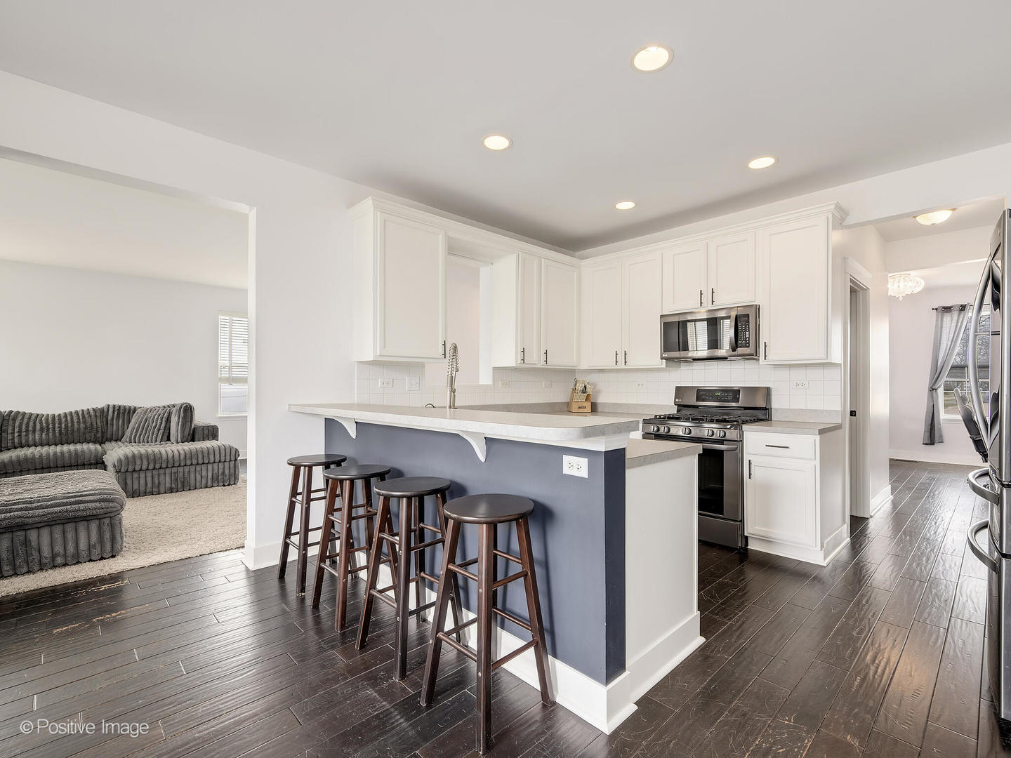 2598 Barnhart Street