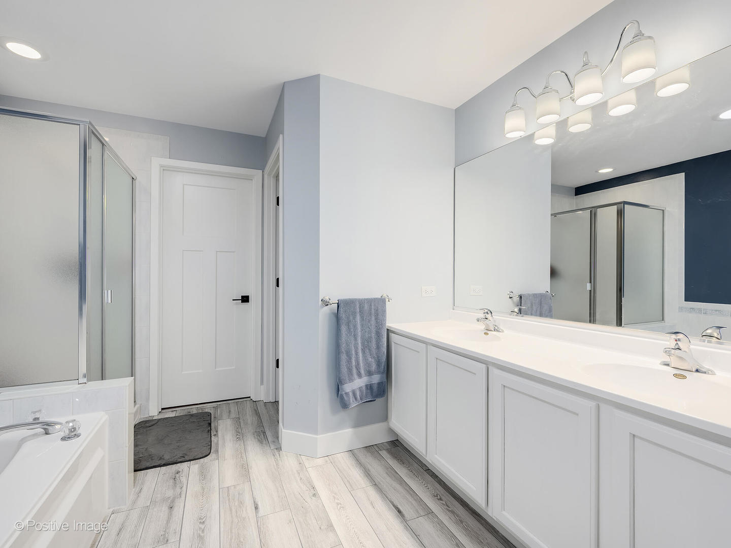 2598 Barnhart Street