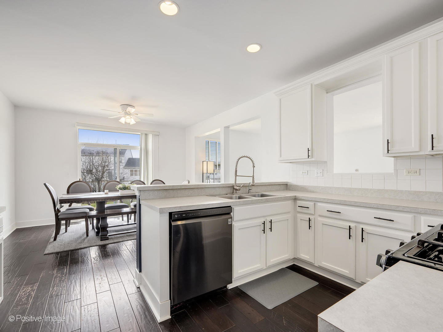 2598 Barnhart Street