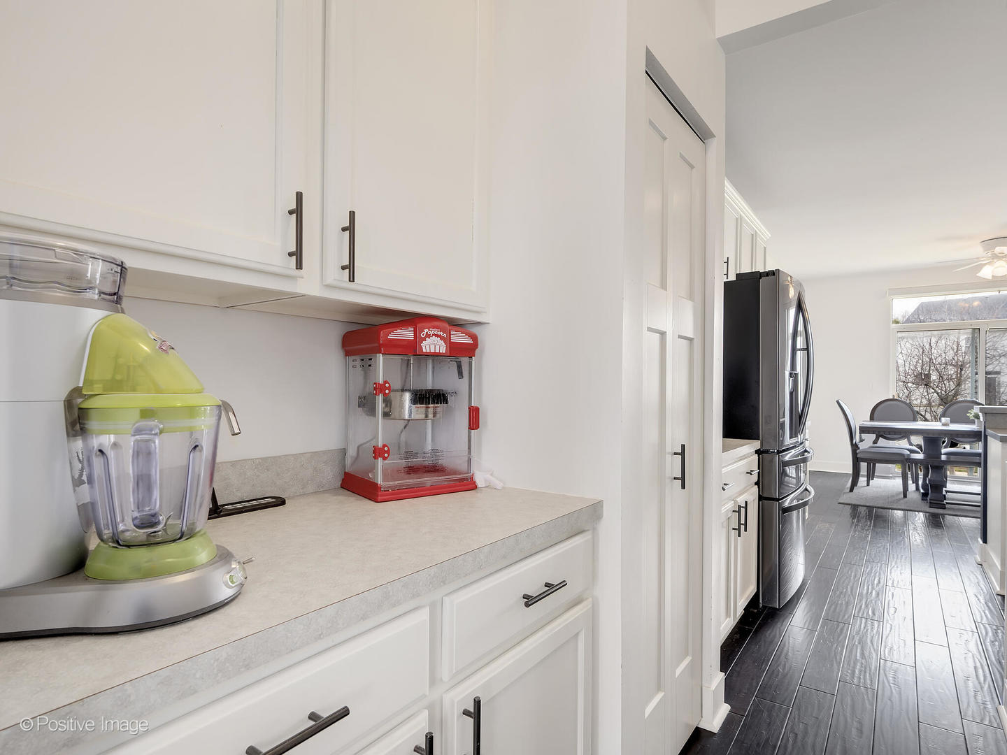 2598 Barnhart Street