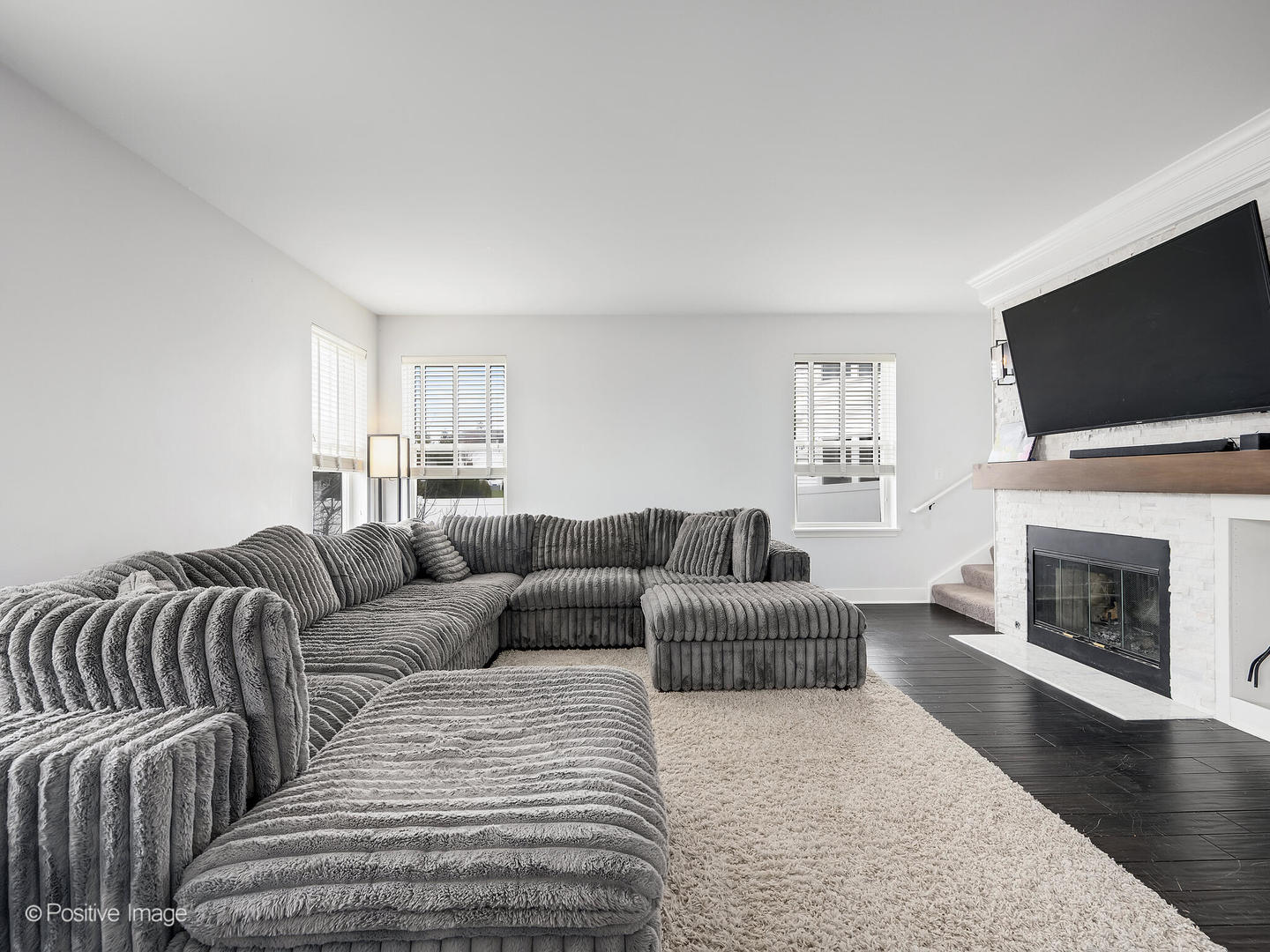 2598 Barnhart Street