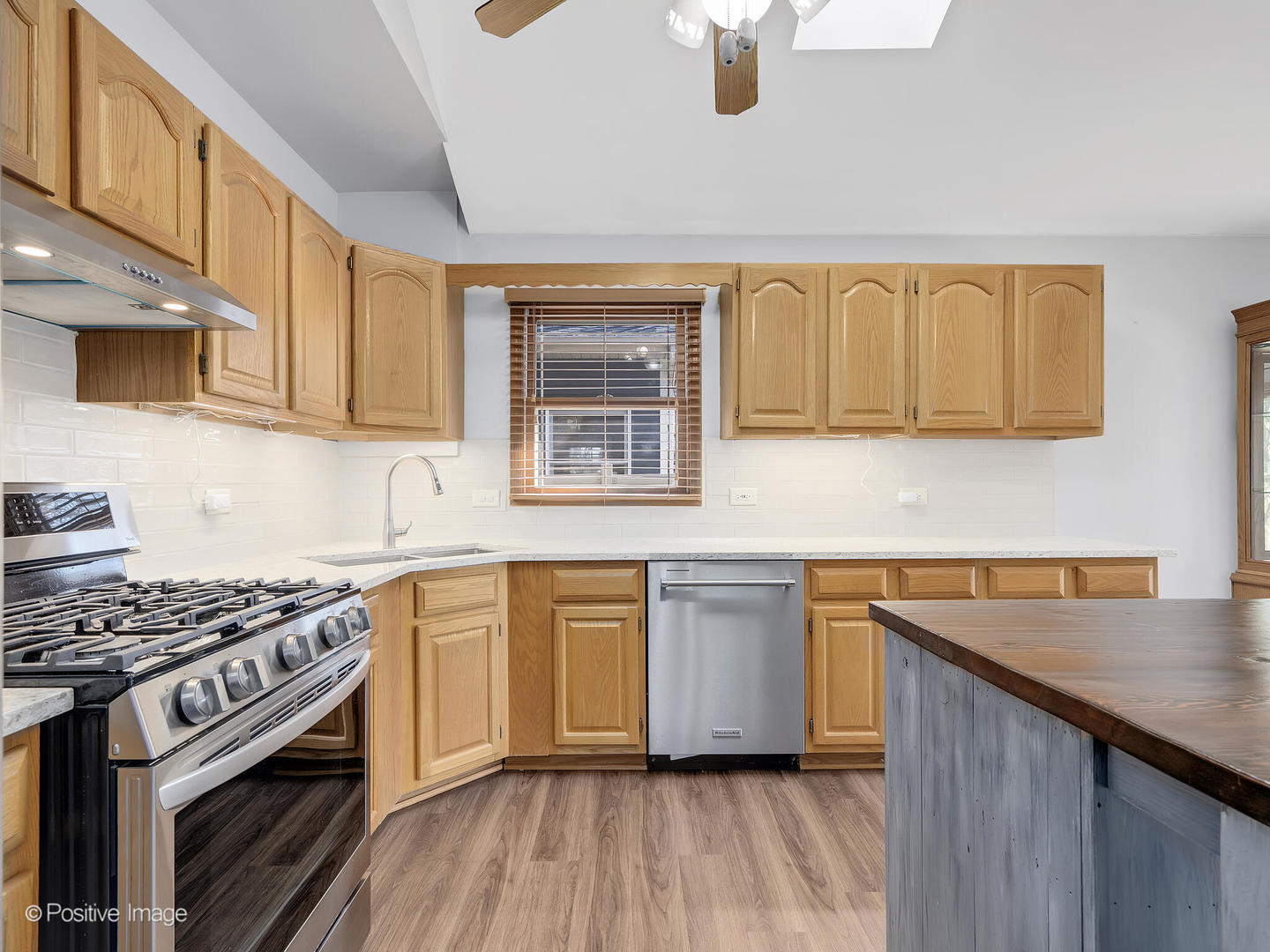 27W015 Manchester Road