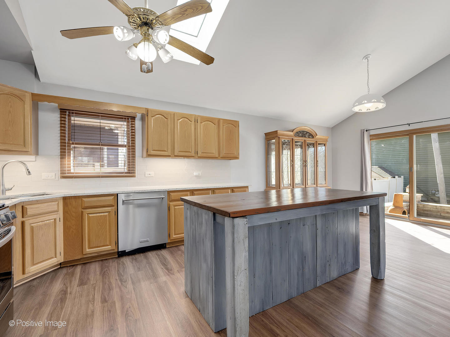 27W015 Manchester Road