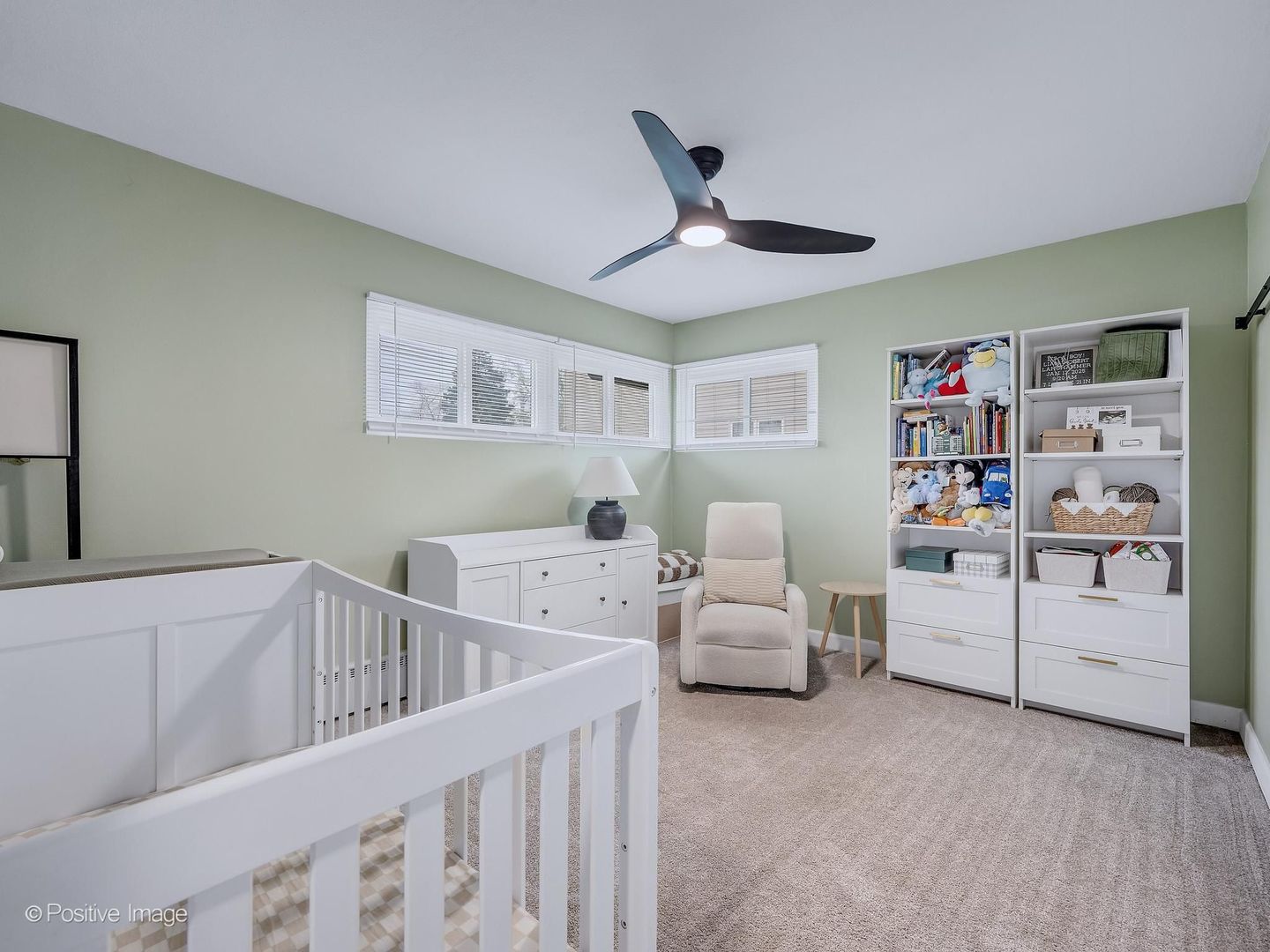 657 W Armitage Avenue