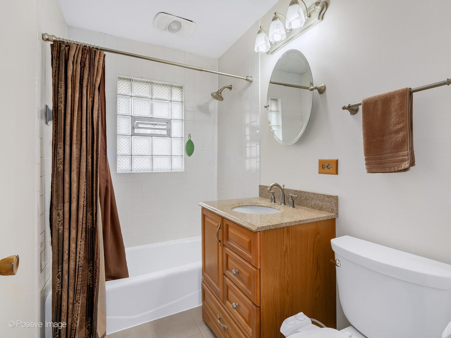1406 E Elm Street
