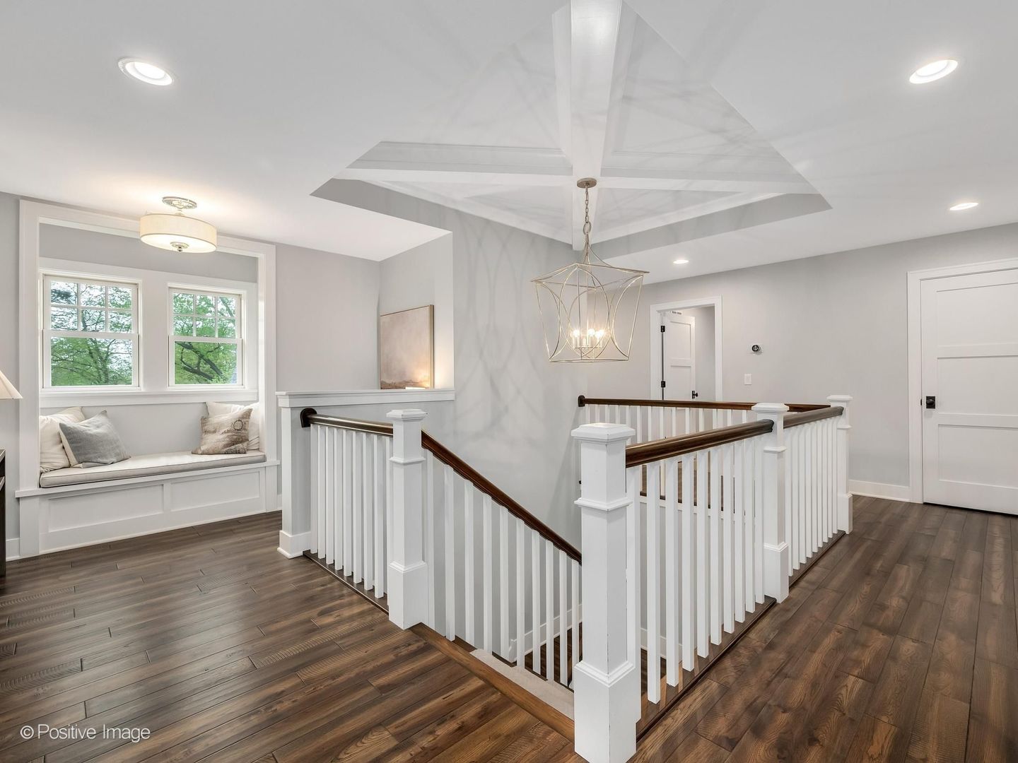 1303 N CROSS Street