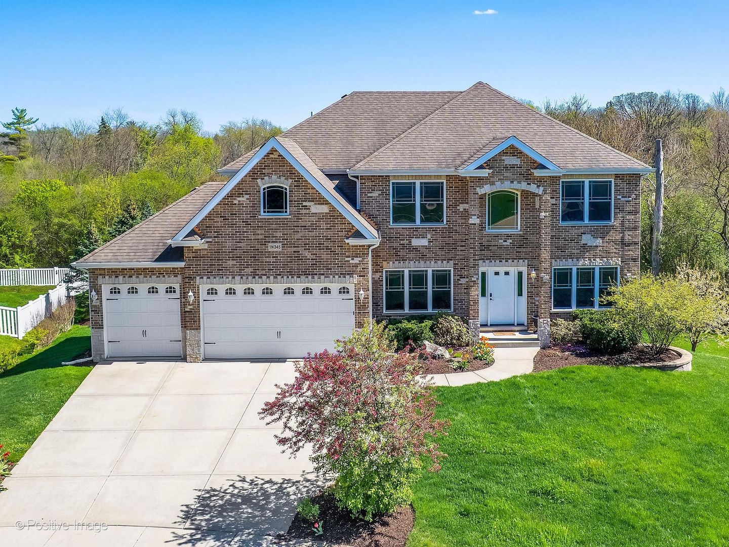 1N345 Blue Ridge Court