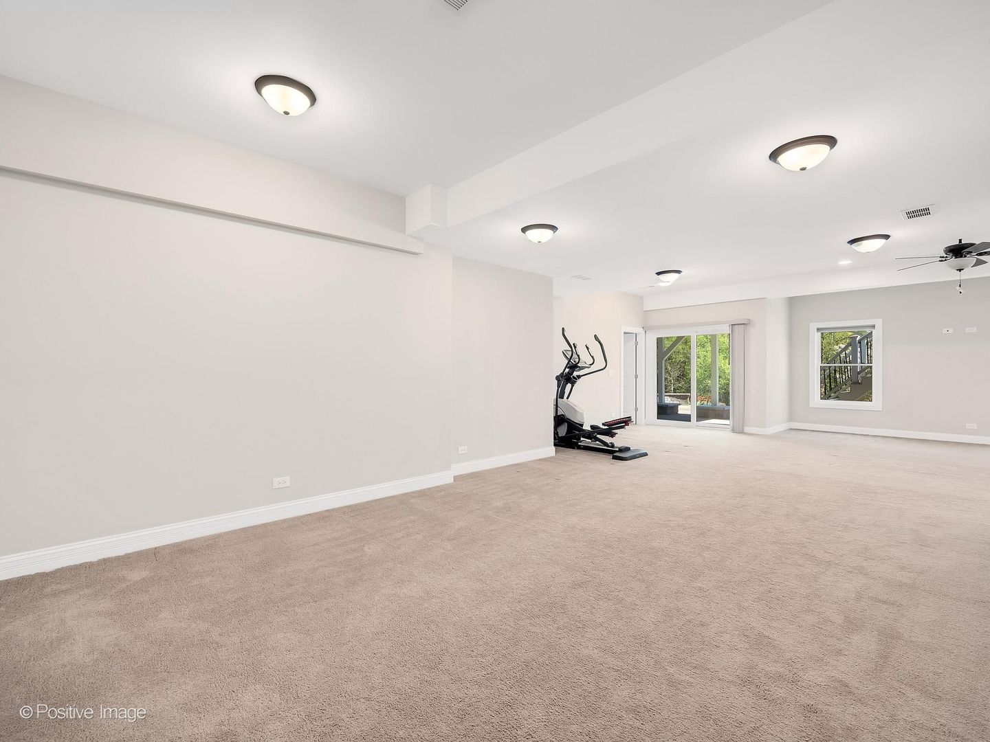 1N345 Blue Ridge Court