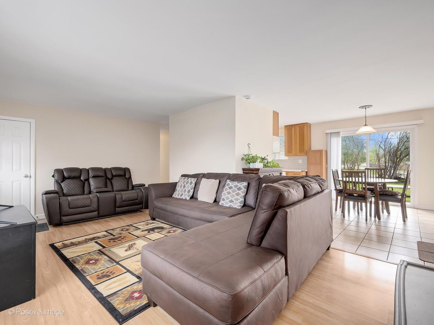 605 Commanche Court
