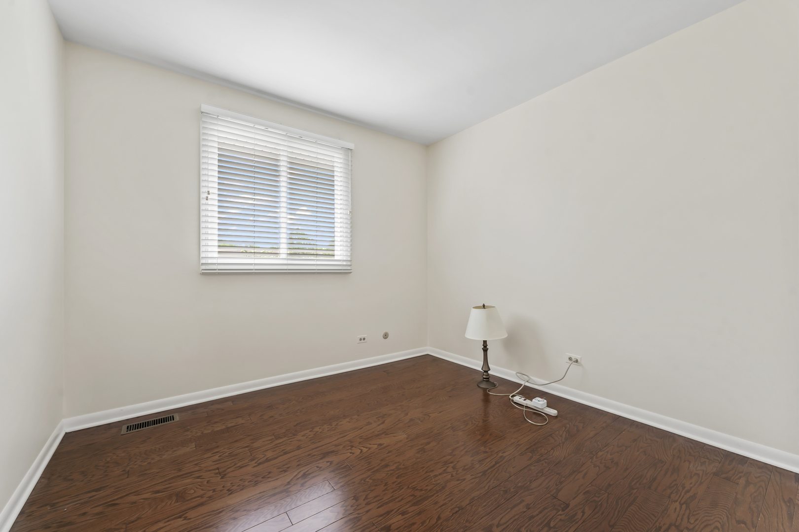 1253 Reading Court