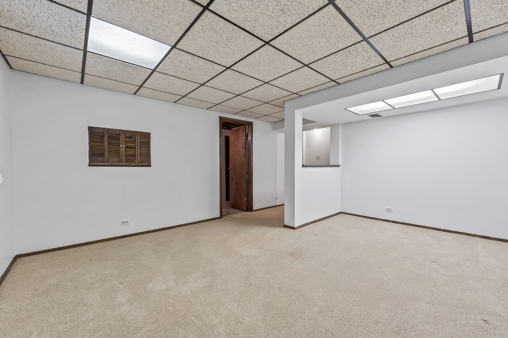 1253 Reading Court
