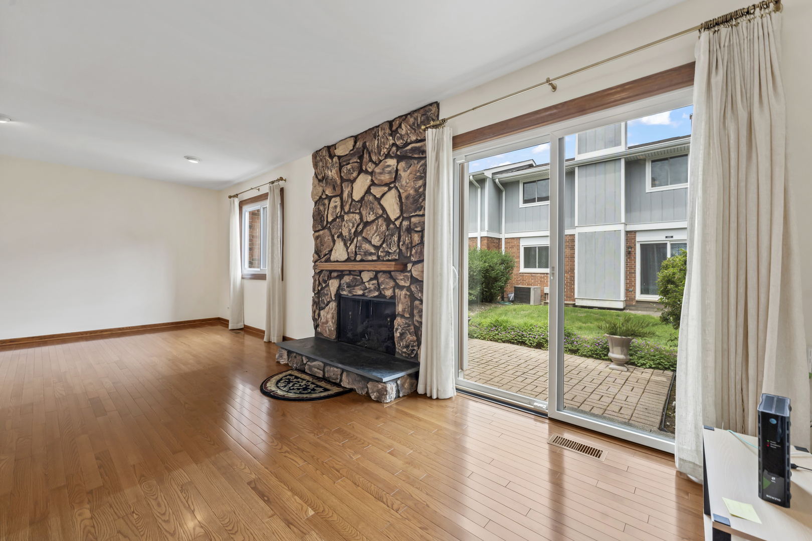 1253 Reading Court