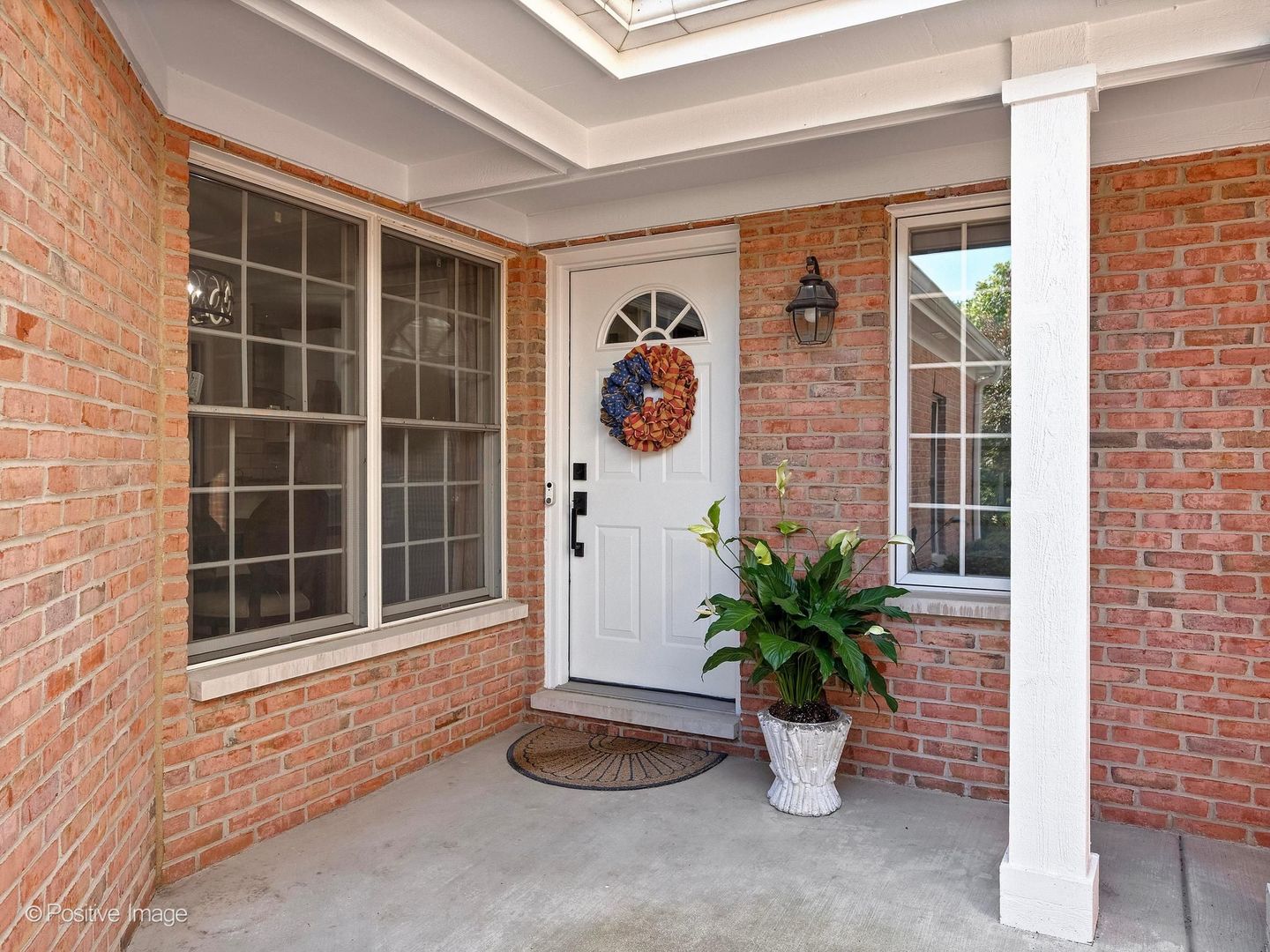 324 Turnberry Lane