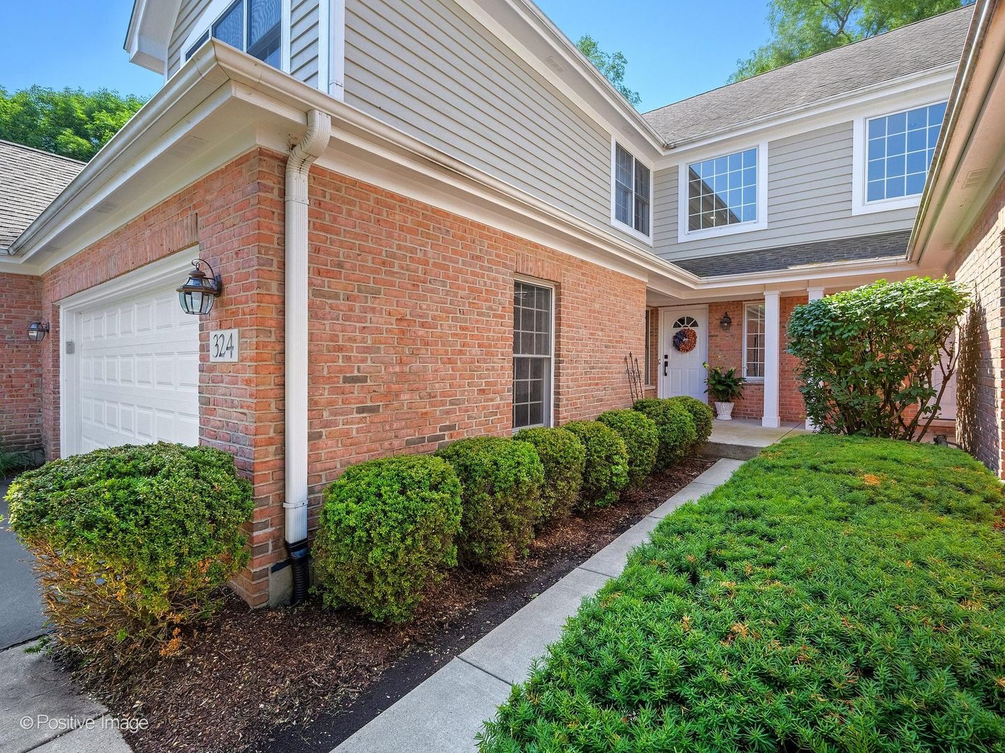 324 Turnberry Lane