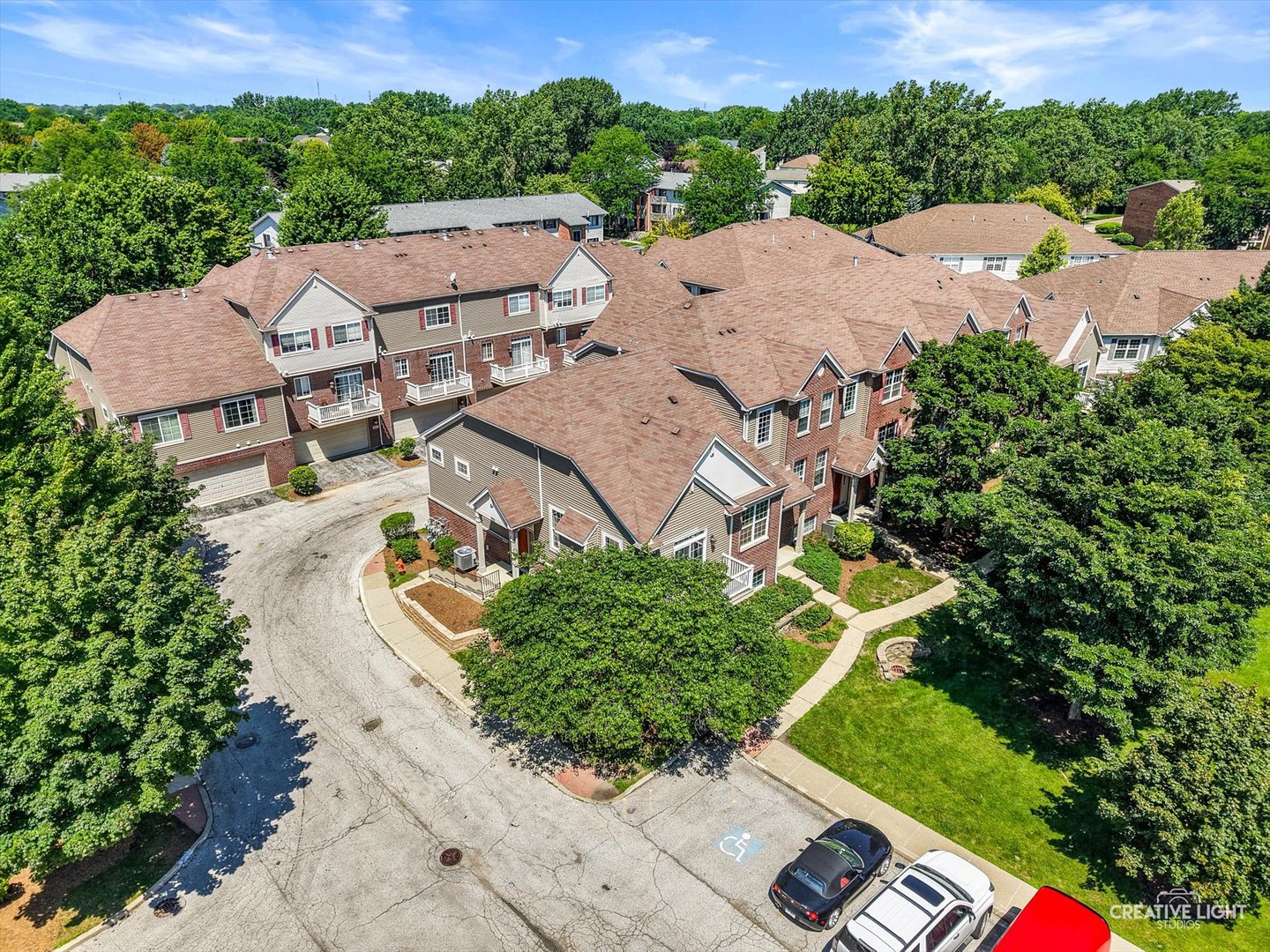 906 Neudearborn Lane