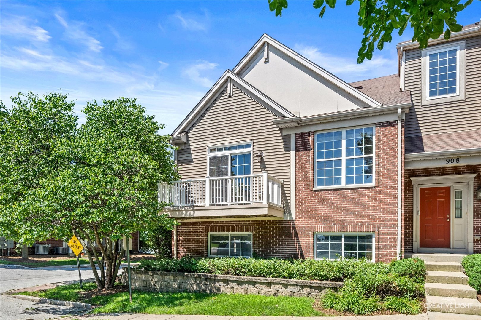 906 Neudearborn Lane