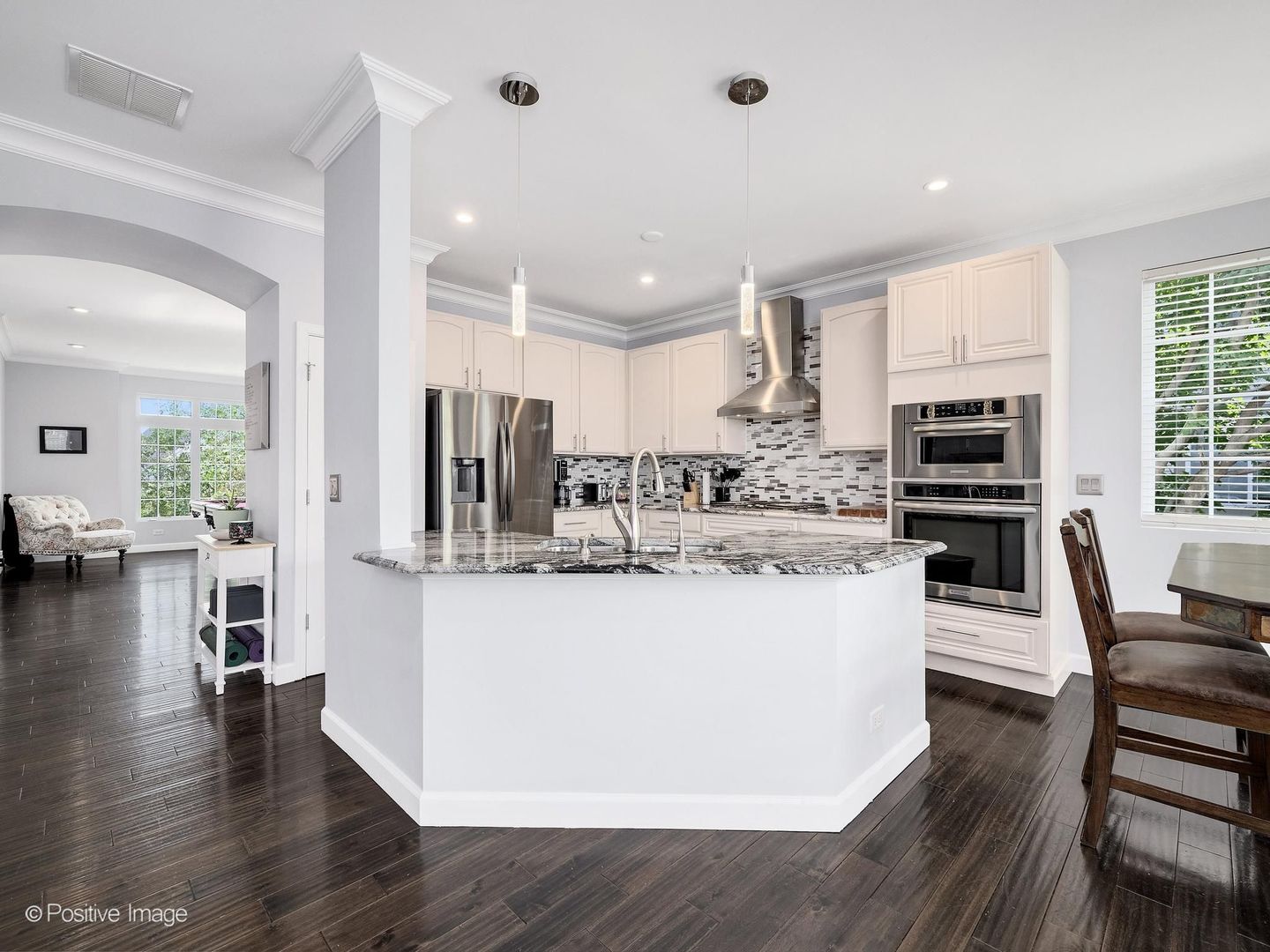 332 Castle Circle