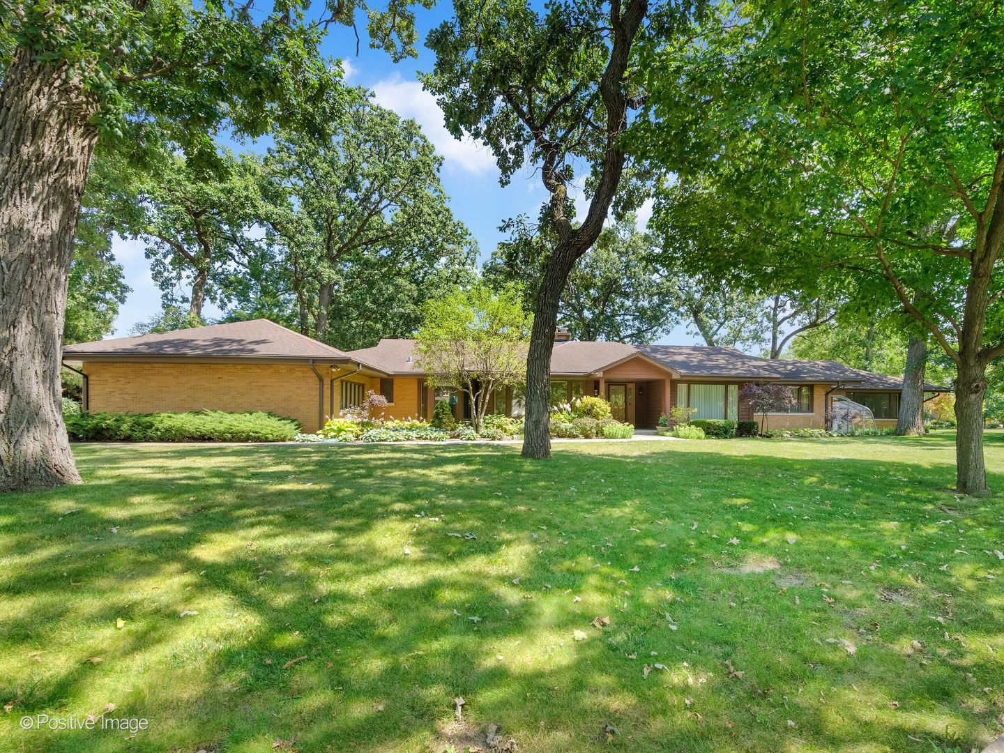 659 Leslie Court