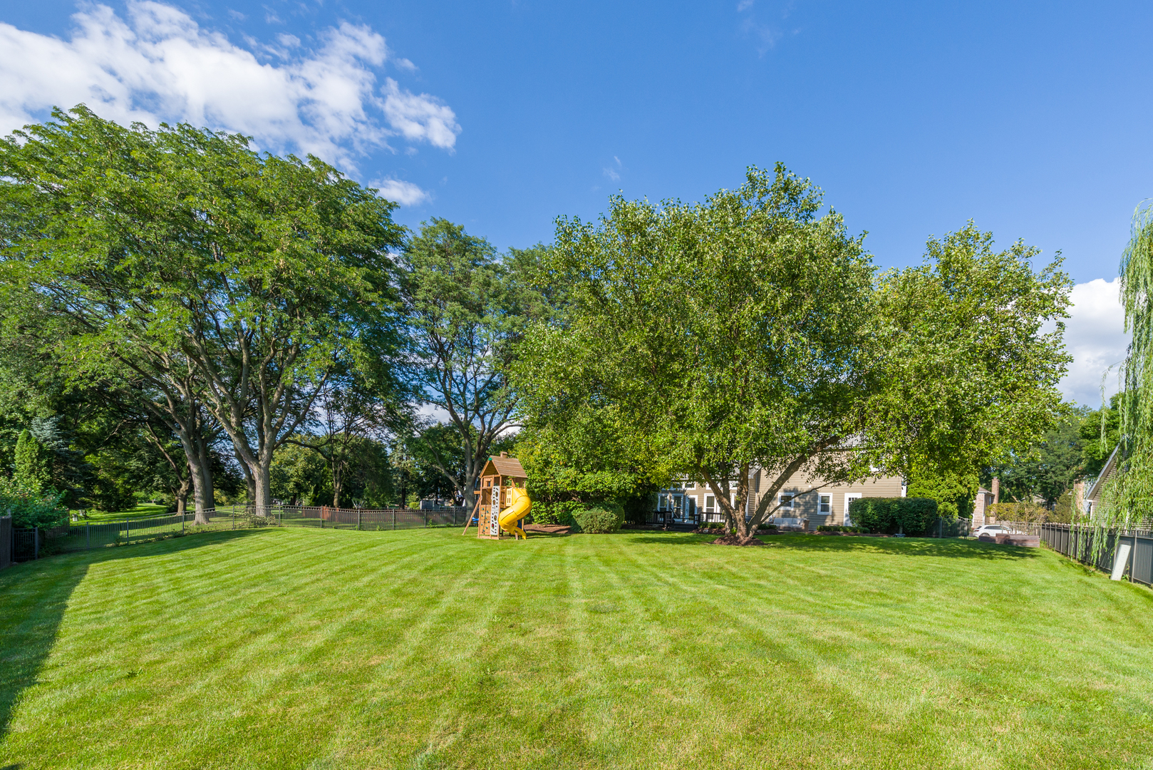841 Buttonwood Circle