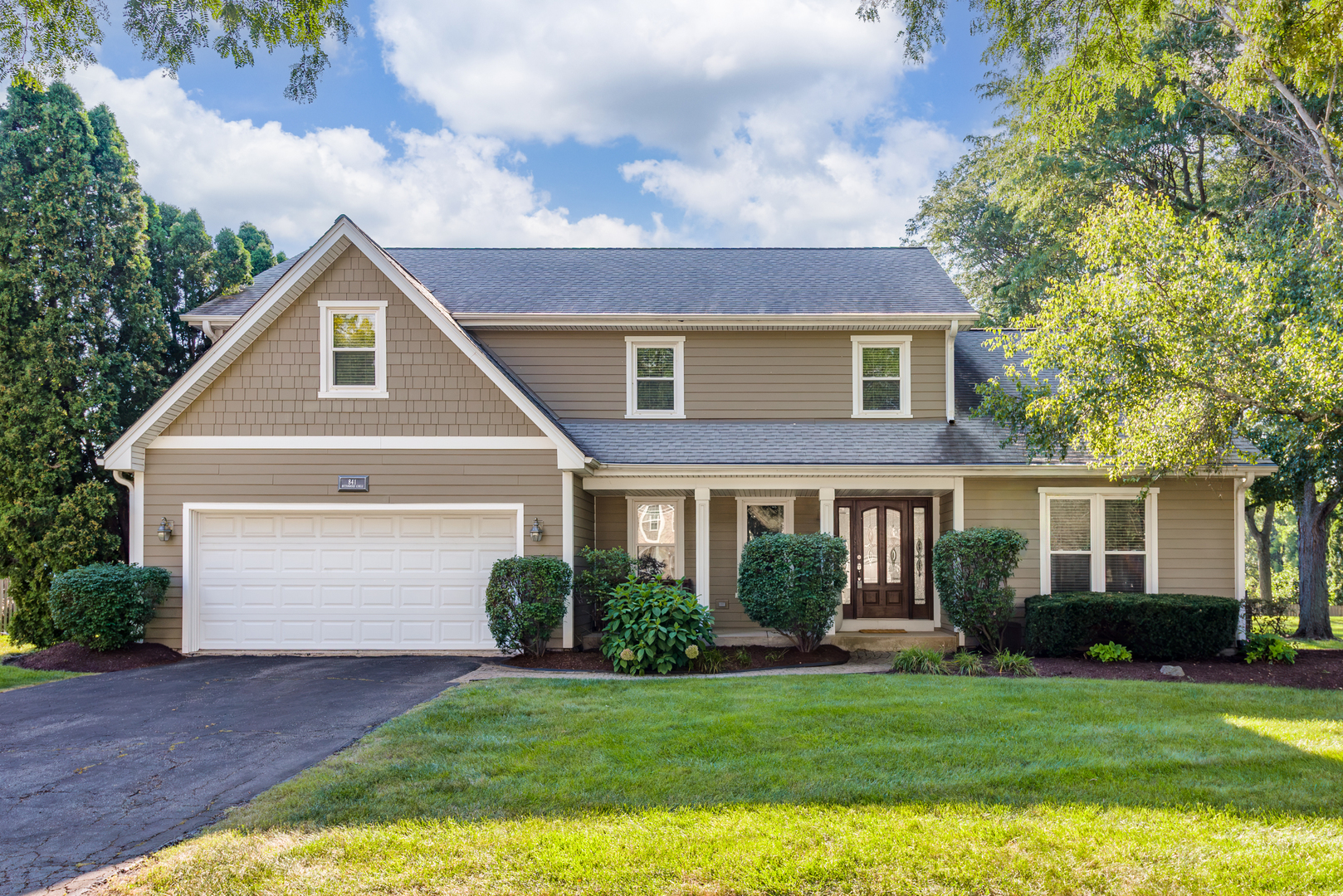 841 Buttonwood Circle
