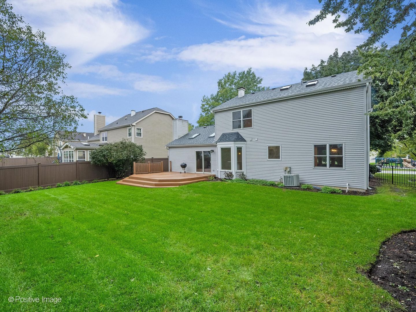 1N325 TAMARACK Drive